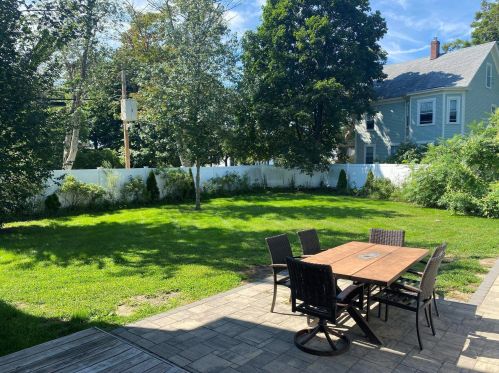 82 Allison St, Concord NH 03301-2811 exterior