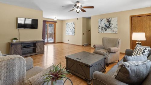 1605 Tarragon Dr, Madison WI  53716-1858 exterior