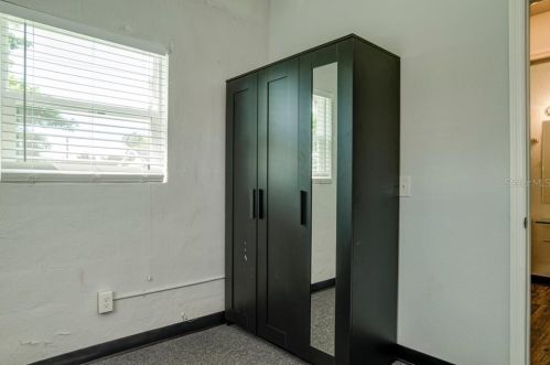 2503 12th Ave, Tampa FL  33605-4038 exterior