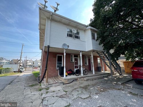 412 High St, Hanover PA 17331-3922 exterior