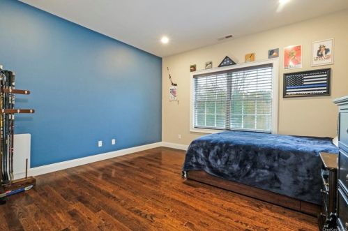 14 Faraway Rd, Armonk NY 10504-1215 exterior