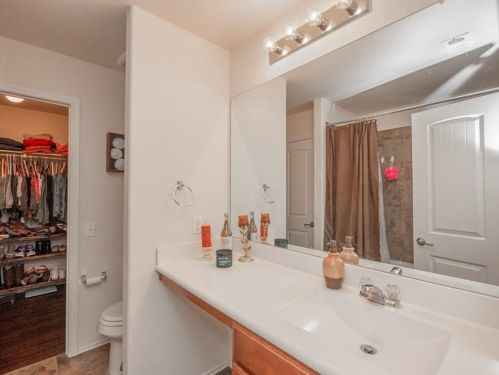 5629 Emma Thompson Way, Austin TX 78747-1711 exterior