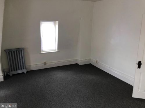 261 York St, Pottstown PA  19464-5294 exterior