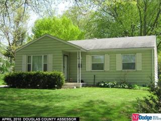 1013 77 St, Omaha NE  68114-3005 exterior