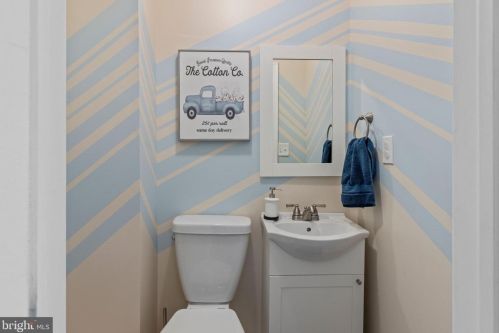 2816 Belgrade St, Philadelphia PA 19134-4714 exterior