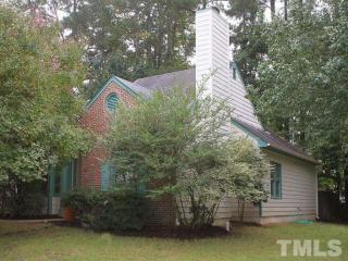 100 Ellsworth Pl, Cary, NC 27511-4388