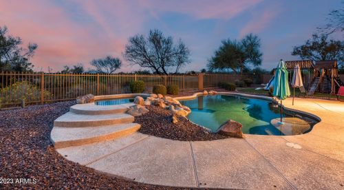 22034 55th St, Phoenix AZ  85054-7150 exterior