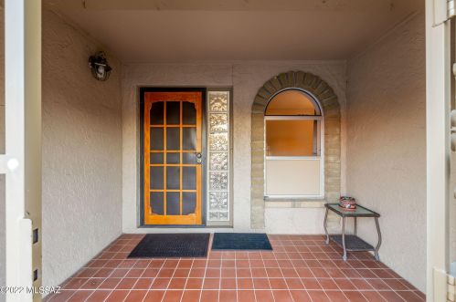 1458 Olympic Club Dr, Tucson AZ  85710-7250 exterior