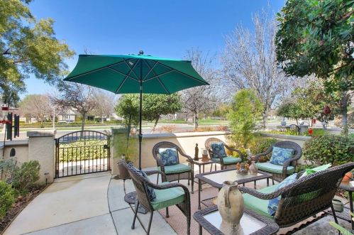 40319 Rosewell Ct, Temecula, CA 92591-2505