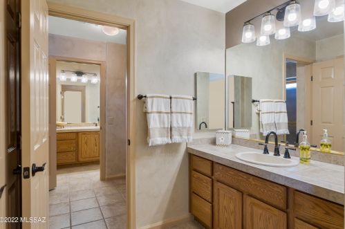 38357 Granite Crst Dr, Tucson AZ 85739-1748 exterior