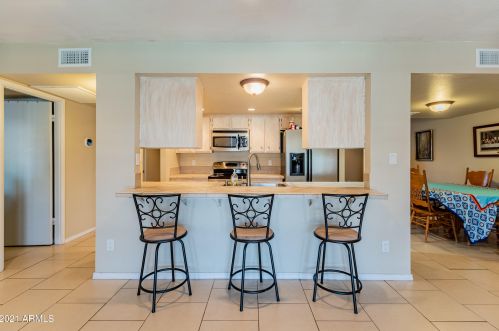 3401 Crocus Dr, Phoenix AZ 85032-5419 exterior