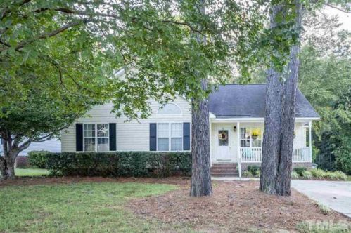 225 Walnut Creek Dr, Clayton, NC 27520-7241