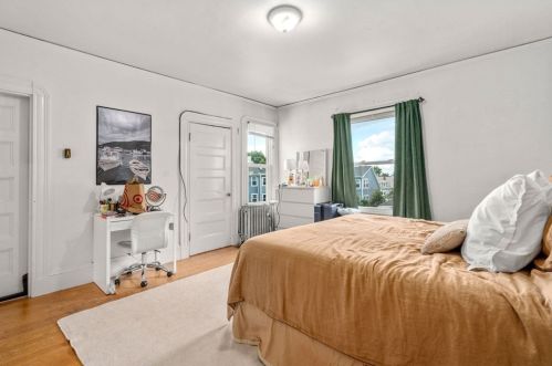 705 Cambridge St, Boston MA 02129 exterior