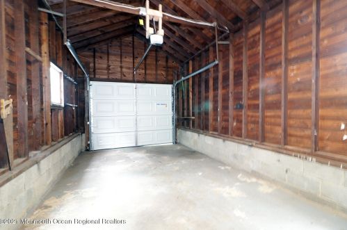 480 Veterans Hwy, Jackson Twp NJ 08527-5122 exterior