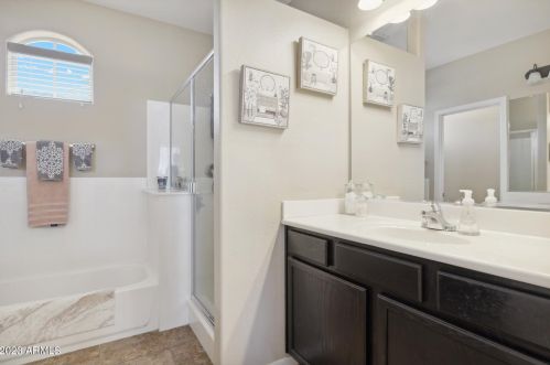 2730 Ellis St, Phoenix AZ 85042-6330 exterior