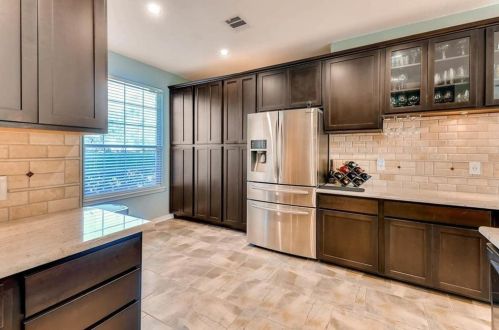 9131 Edwardson Ln, Austin, TX 78749-4116