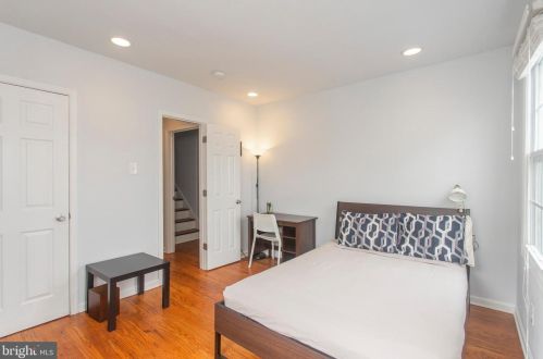 1709 Ellsworth St, Philadelphia PA 19146-3011 exterior