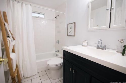 33 Lyman Dr, Torrington CT 06790-4175 exterior