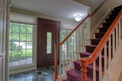 120 Dupont Cir, Pittsburgh, PA 15243-1317