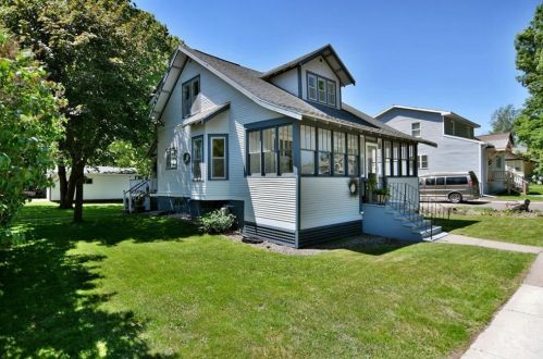 304 Eau Claire St, Canton, WI 54868-1625