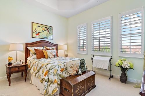 580 Avellino Isles Cir, Naples FL 18201-2379 exterior