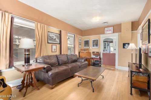 2317 Edgemere St, Phoenix AZ 85006-1708 exterior