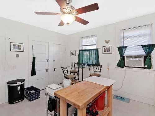 397 Linwood Ave, Newton MA 02460-1342 exterior