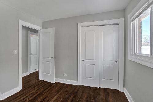 9852 Frst Ave, Chicago IL 60628-1439 exterior