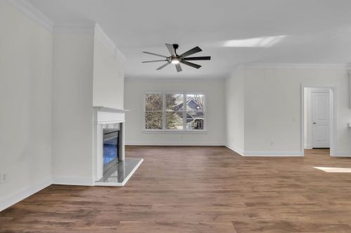 2199 Collins Dr, Atlanta GA  30318-1217 exterior