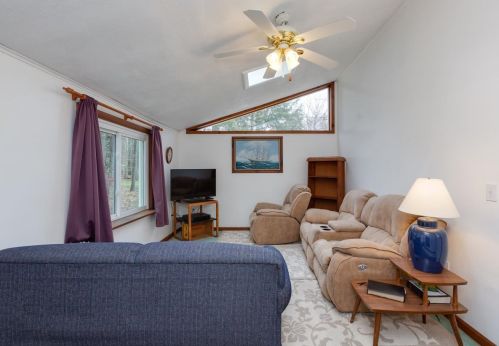 51 Frst St, Concord NH 03301-3122 exterior