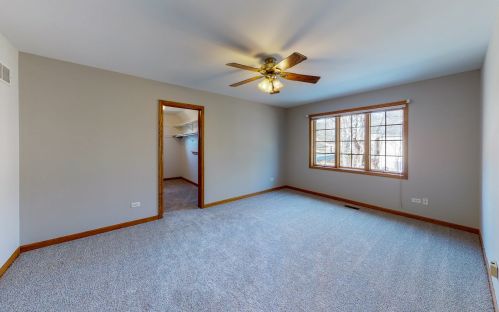 3676 Tamarack Cir, Bull Valley IL 60012-2133 exterior