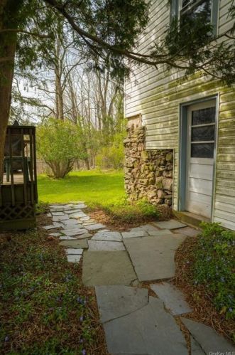 265 Ingrassia Rd, Middletown NY 10940-2233 exterior