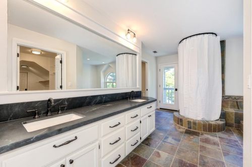 2327 Hartford Ct, Folsom CA 95762-5931 exterior