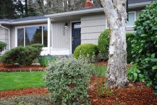 3750 Cavalier Dr, Salem, OR 97302-6010