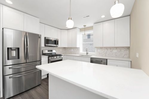 1906 60th Ct, Chicago IL  60804-1639 exterior