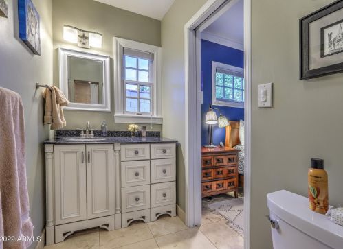 4131 51 Pl, Phoenix AZ 85018-4417 exterior