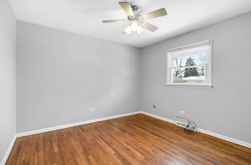 2614 Glenwood Ave, Joliet IL 60435-4945 exterior