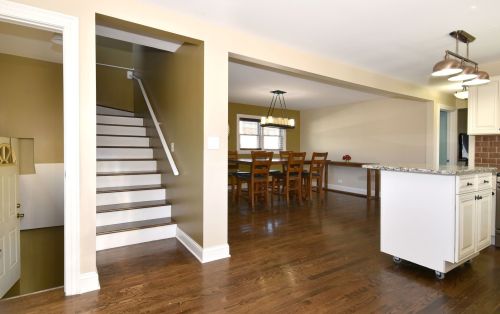 6004 60 St, Chicago IL 60638-4315 exterior