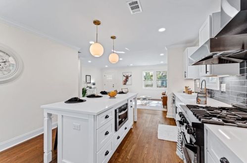 59 Leslie St, Atlanta GA  30307-2723 exterior