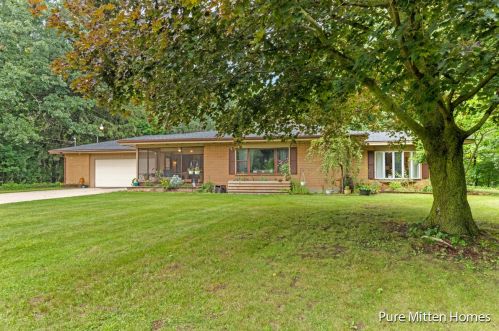 714 State St, Belding MI  48809-9214 exterior