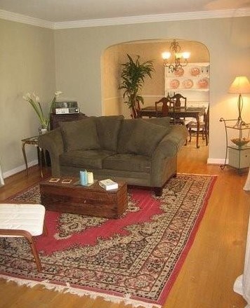 4515 Jolyn Pl, Atlanta GA  30342-2733 exterior