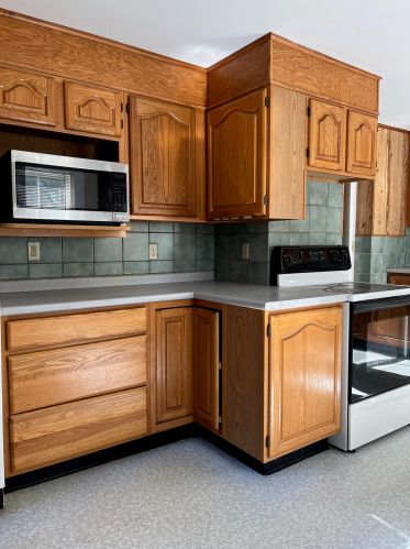 41 Thompson St, Concord NH 03301-2406 exterior