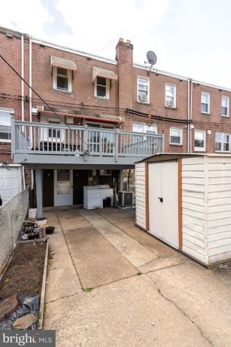 3225 Friendship St, Philadelphia PA 19149-1516 exterior