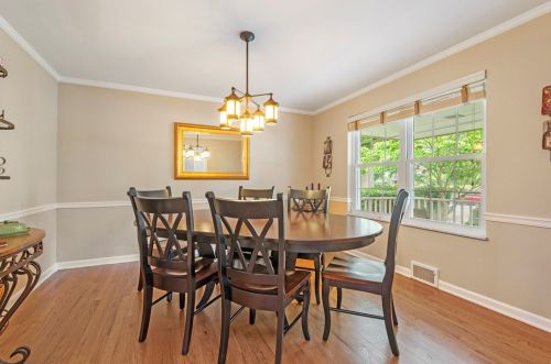 181 Penhurst Dr, Pittsburgh PA 15235-5318 exterior