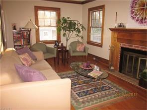 971 Roanoke Rd, Cleveland OH  44121-2074 exterior