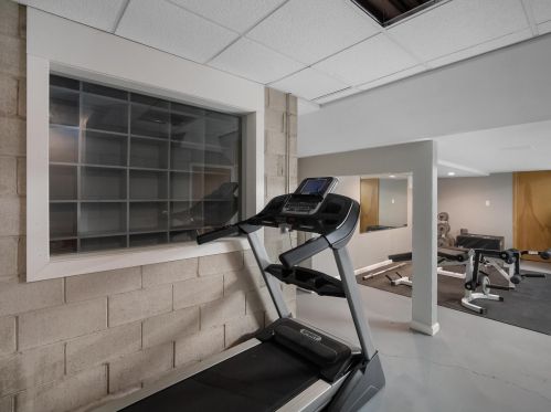 6613 Hartlaub Lk Rd, Manitowoc WI 54220-8845 exterior