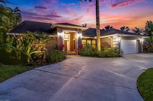 2298 River Reach Dr, Naples FL 34104-6923 exterior