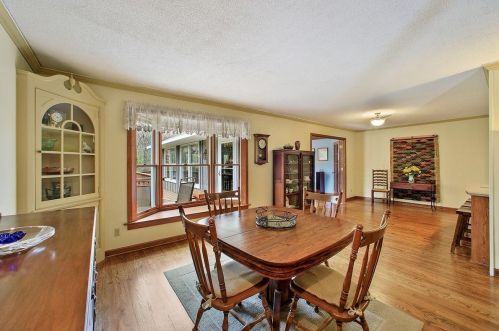 210 Maryknoll Dr, Stillwater, MN 55082-5352