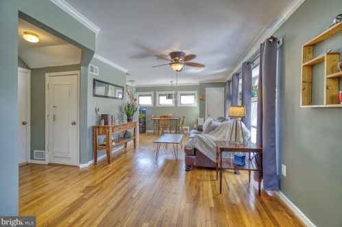 2109 Belle View Blvd, Alexandria VA 22307-1327 exterior