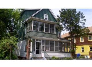 50 Kenyon St, Springfield, MA 01109-3014